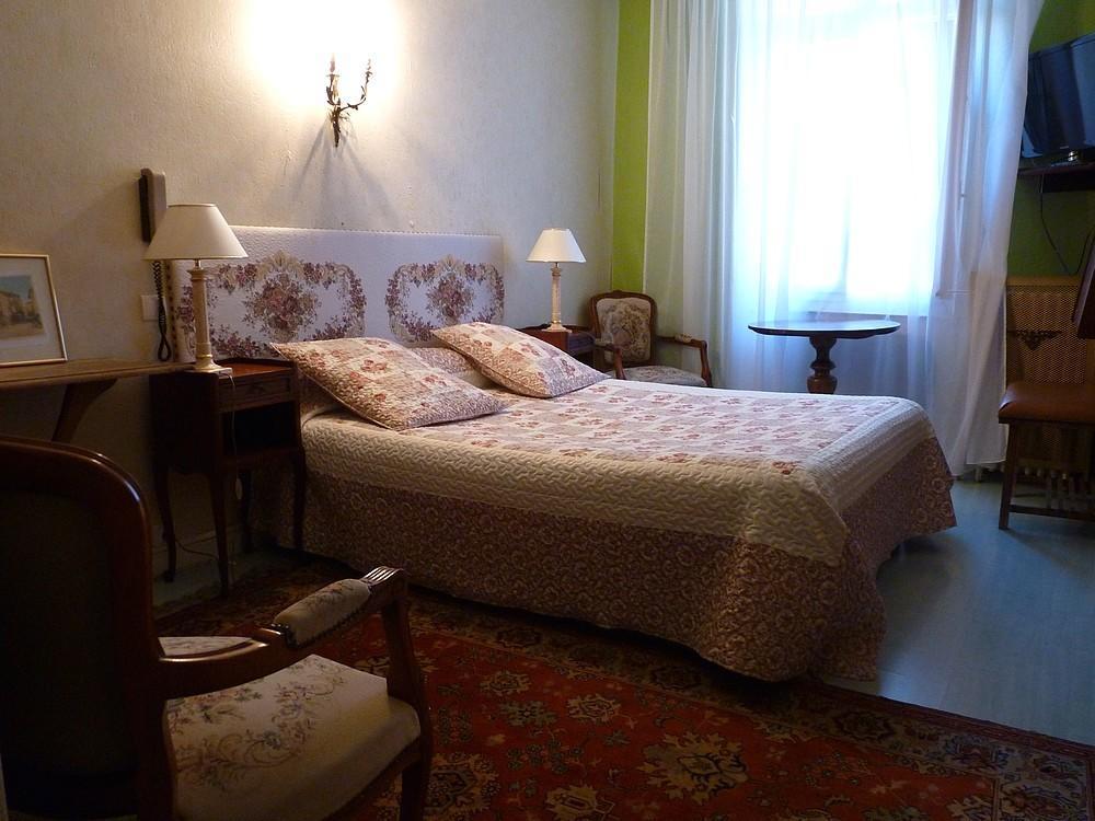 Hotel Le Mont Royal Realmont ภายนอก รูปภาพ