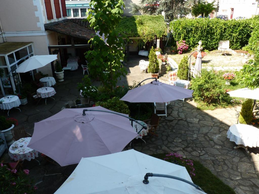 Hotel Le Mont Royal Realmont ภายนอก รูปภาพ